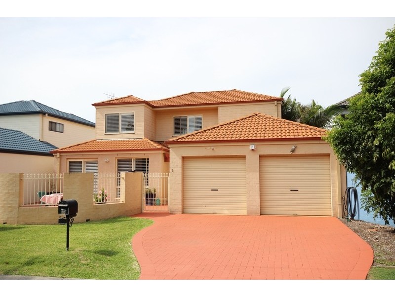 2/12-14 The Lakes Way, Forster NSW 2428