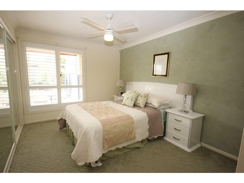 2/12-14 The Lakes Way, Forster NSW 2428