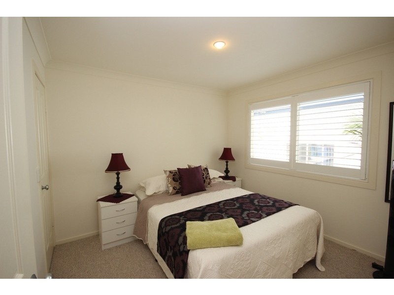 2/12-14 The Lakes Way, Forster NSW 2428