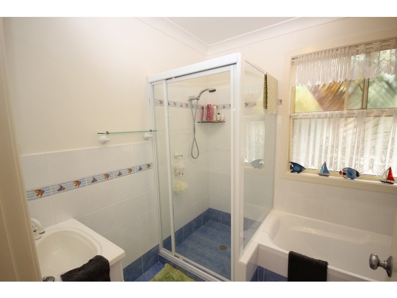 2/12-14 The Lakes Way, Forster NSW 2428