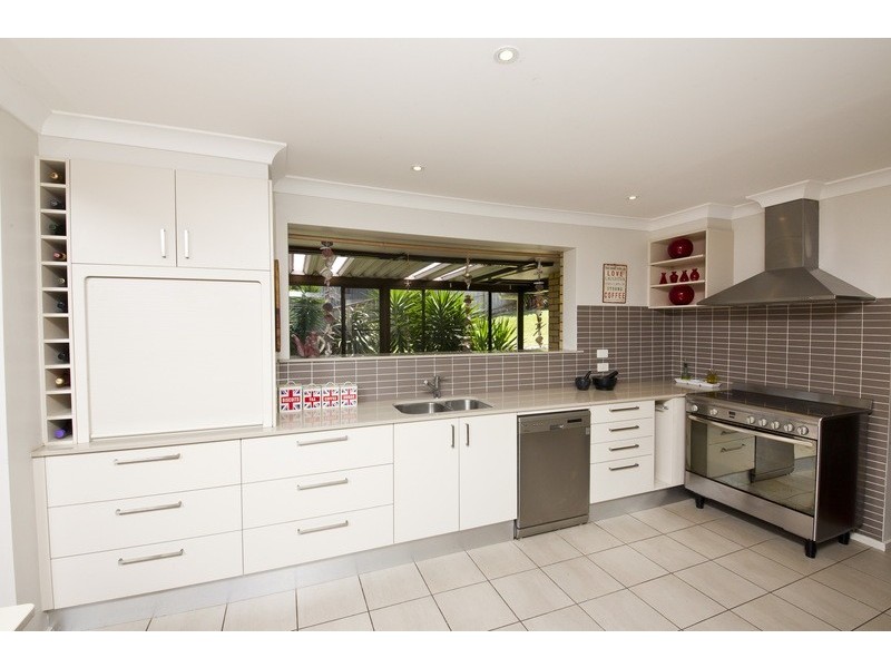 2 Margot Crescent, Forster NSW 2428