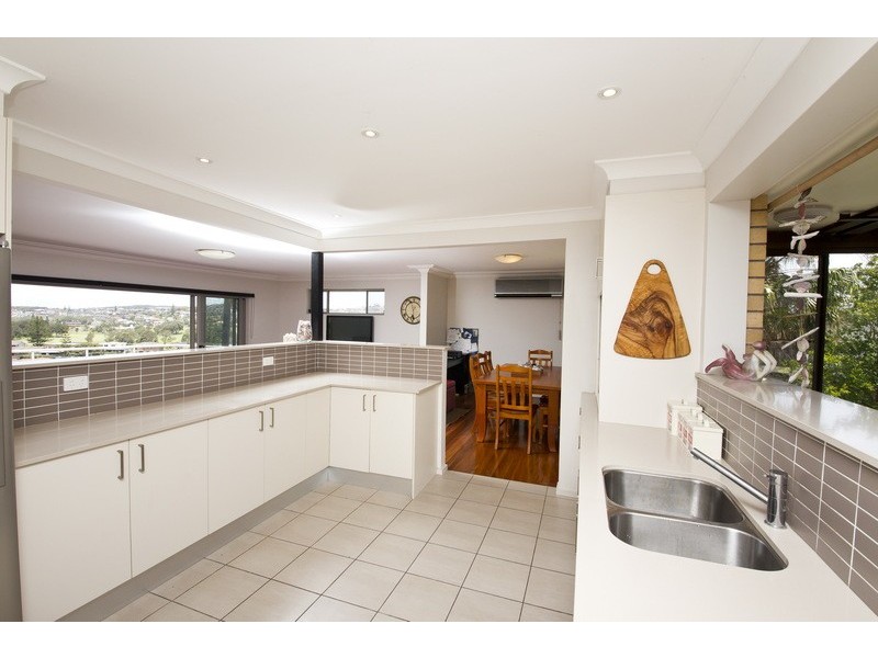 2 Margot Crescent, Forster NSW 2428