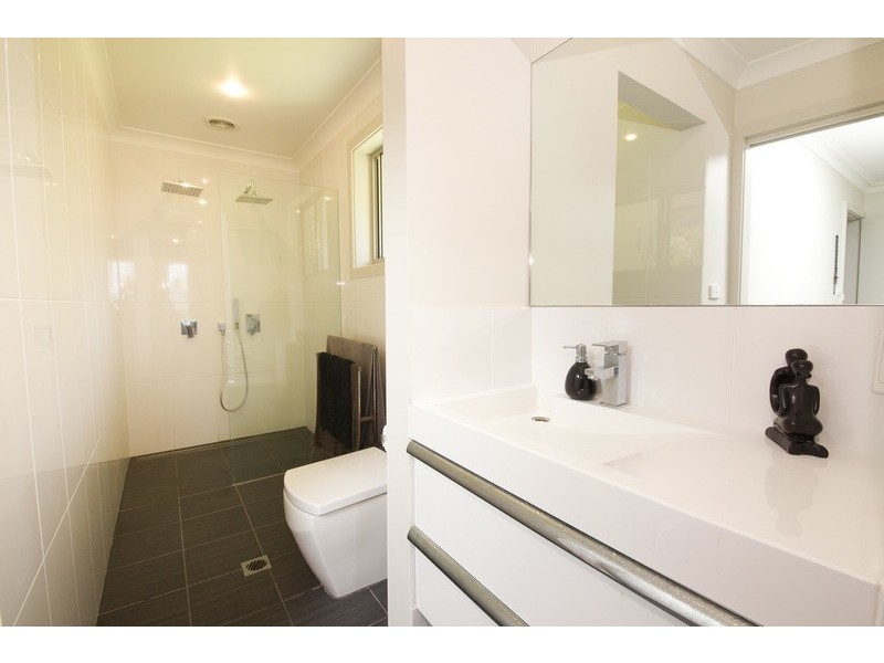 2 Margot Crescent, Forster NSW 2428