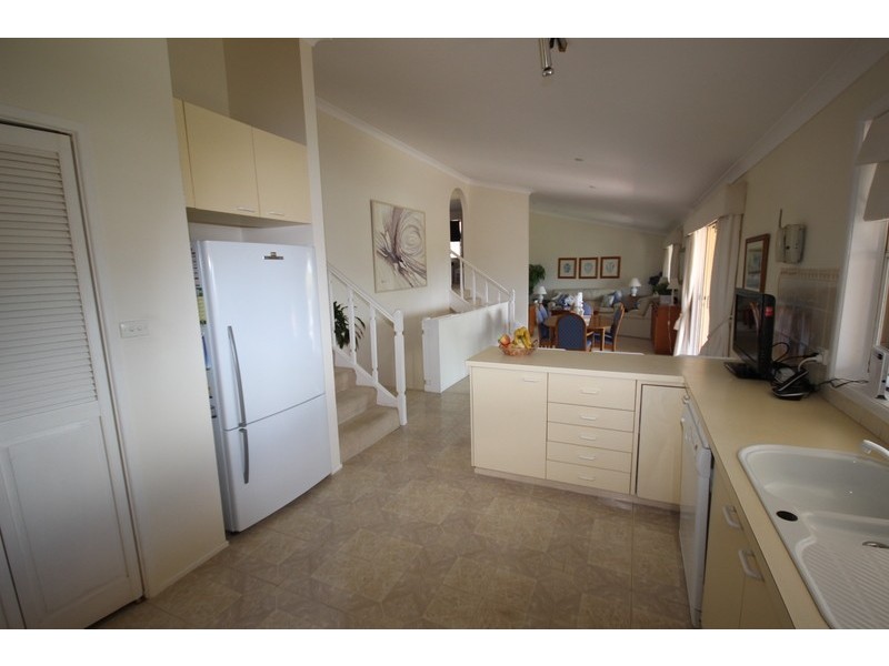 16 Daphne Street, Forster NSW 2428