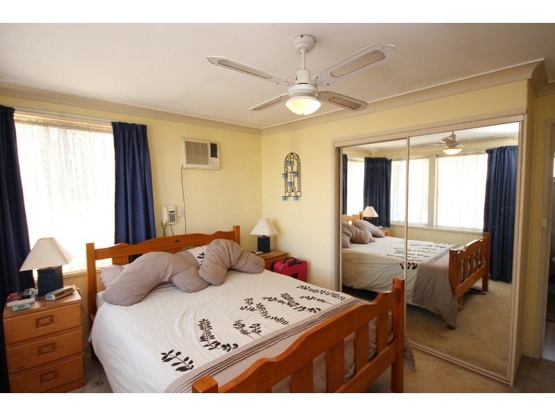 24 Tuncurry Street, Tuncurry NSW 2428