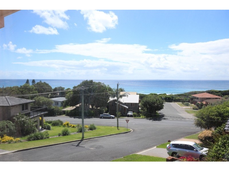 2 Charles Street, Forster NSW 2428