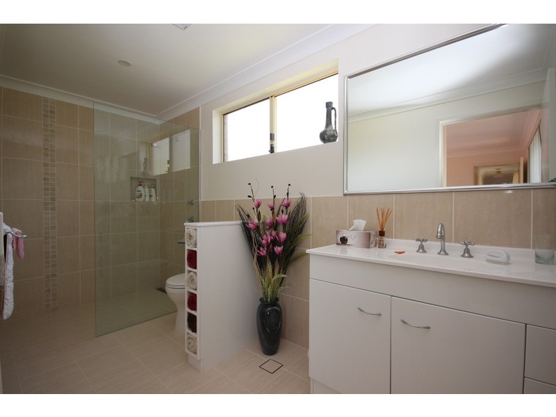 2 Charles Street, Forster NSW 2428