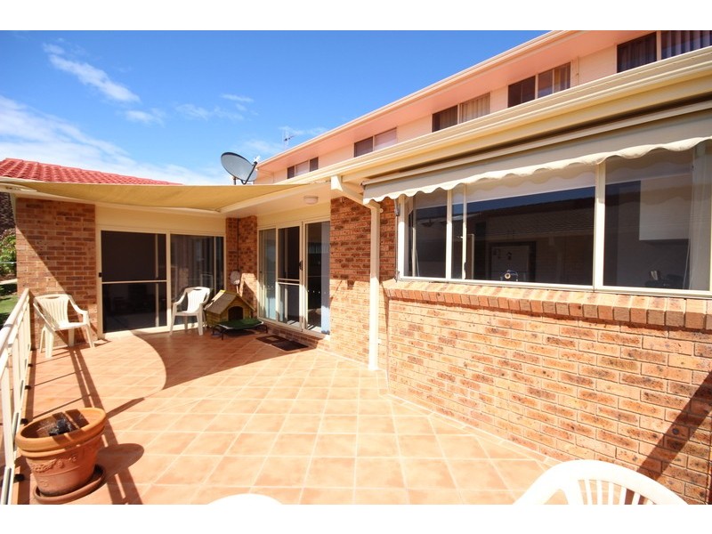 2 Charles Street, Forster NSW 2428