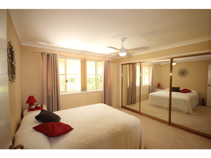 2 Figtree Drive, Diamond Beach NSW 2430