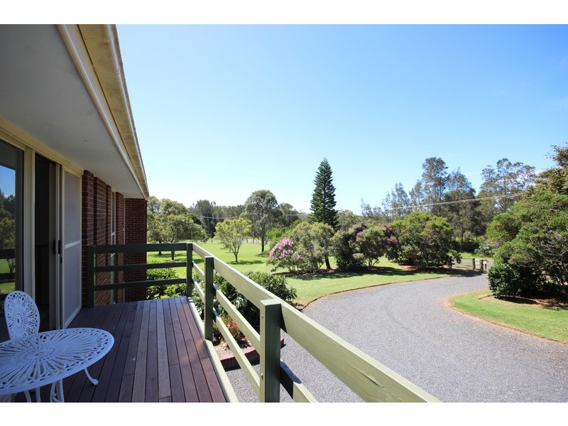 2 Figtree Drive, Diamond Beach NSW 2430