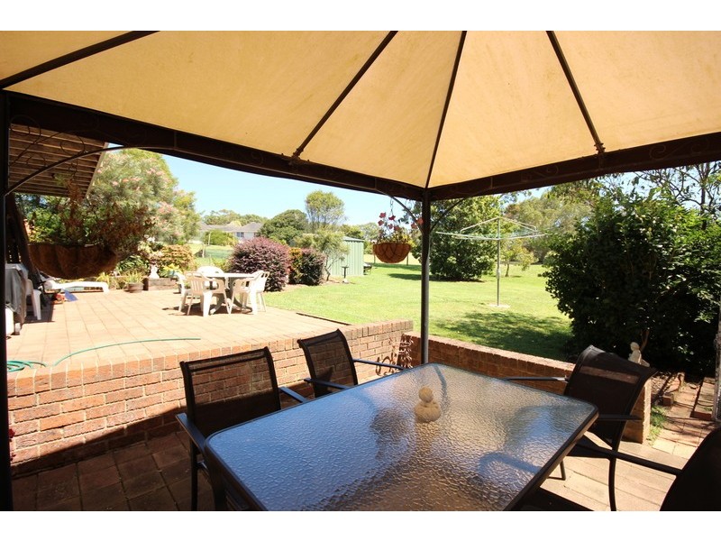 2 Figtree Drive, Diamond Beach NSW 2430