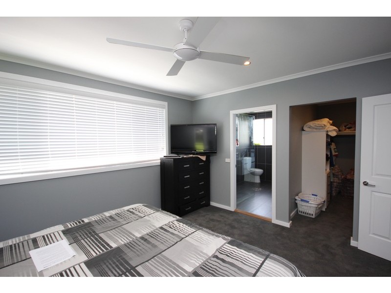 7 Bakara Court, Forster NSW 2428