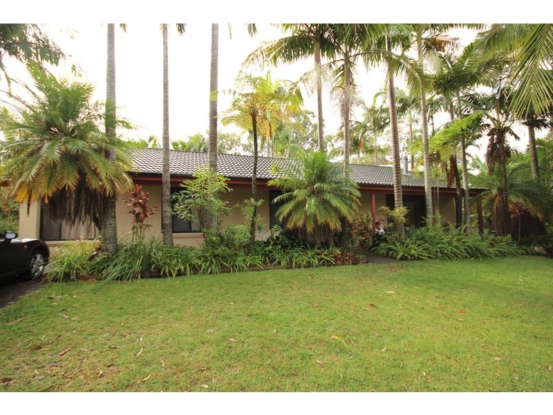 100 Green Point Drive, Green Point NSW 2428