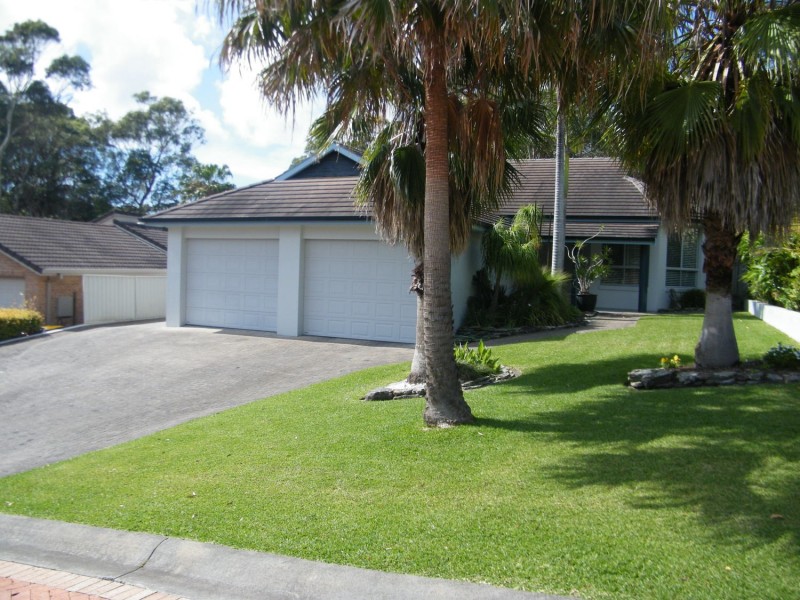 5 Zamia Place, Forster NSW 2428