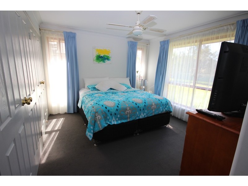 108 Myall Drive, Forster NSW 2428