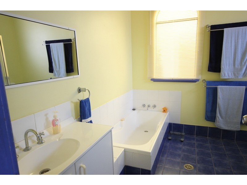 88 Bent Street, Tuncurry NSW 2428