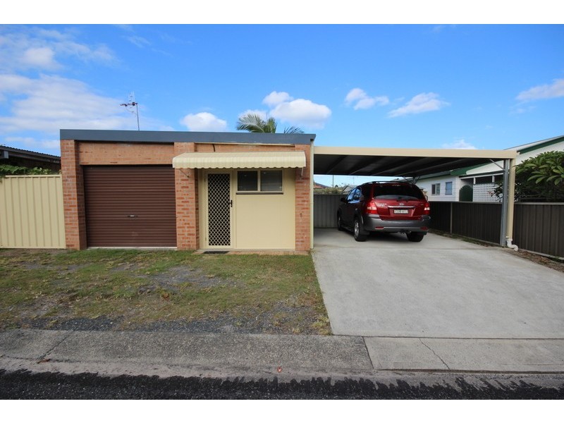 88 Bent Street, Tuncurry NSW 2428