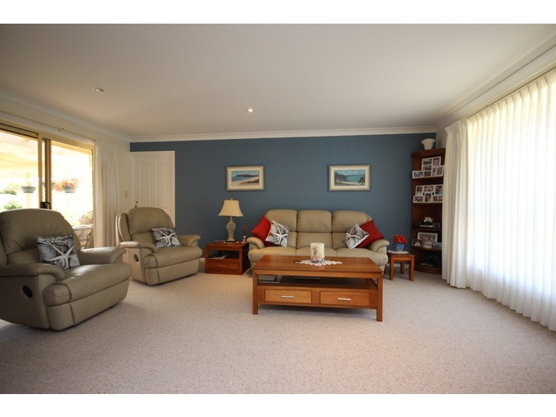 18 Hesper Drive, Forster NSW 2428