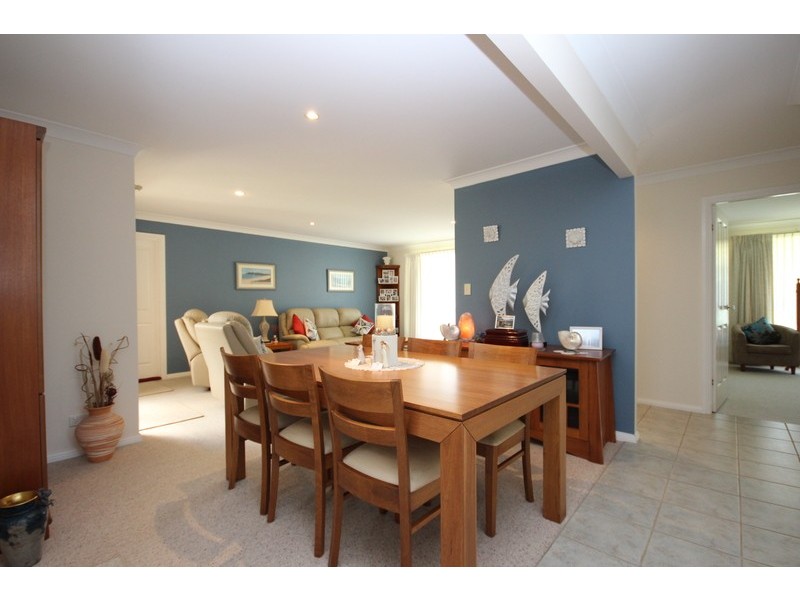 18 Hesper Drive, Forster NSW 2428