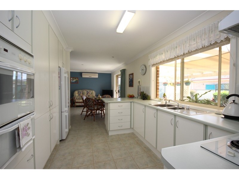 18 Hesper Drive, Forster NSW 2428