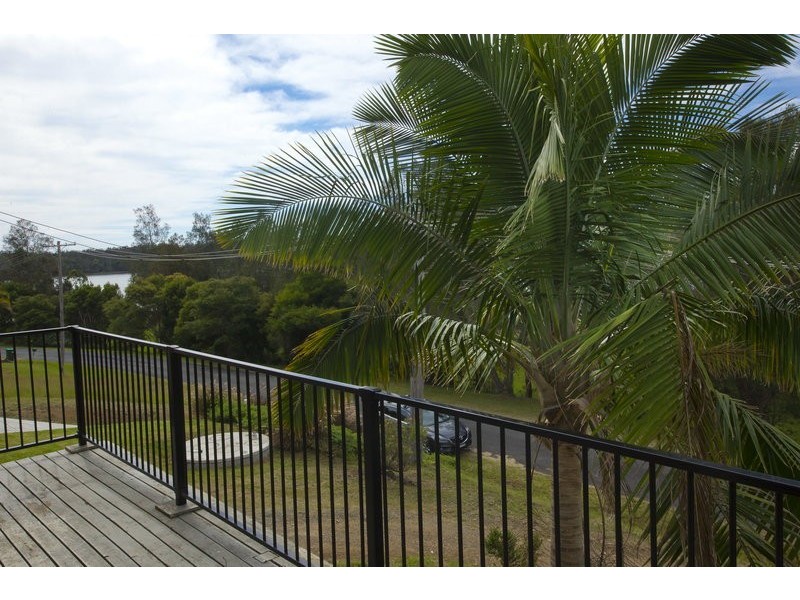 9 Coomba Road, Coomba Park NSW 2428
