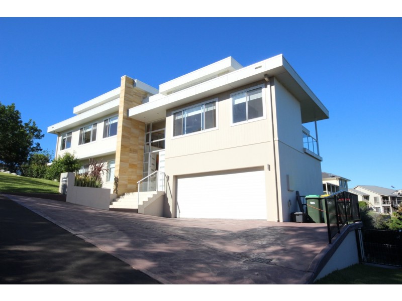 1 Lorikeet Way, Tallwoods Village NSW 2430