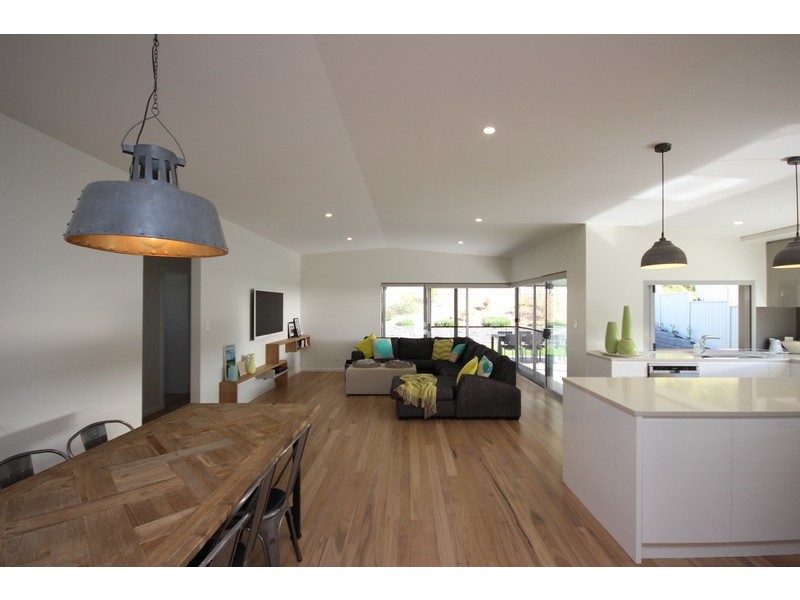 30  Wirrana Circuit, Forster NSW 2428