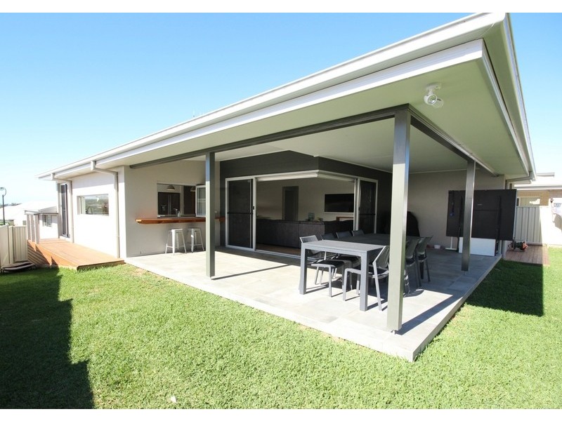 30  Wirrana Circuit, Forster NSW 2428
