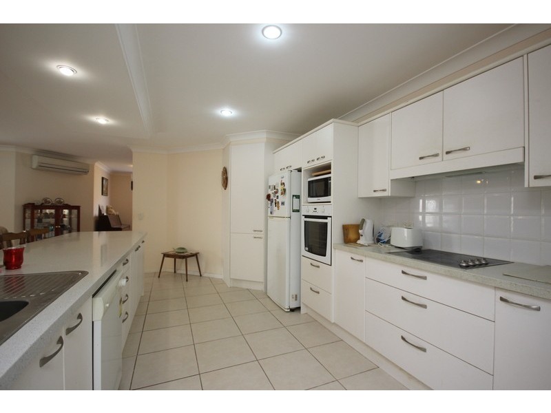 15 Robina Grove, Forster NSW 2428