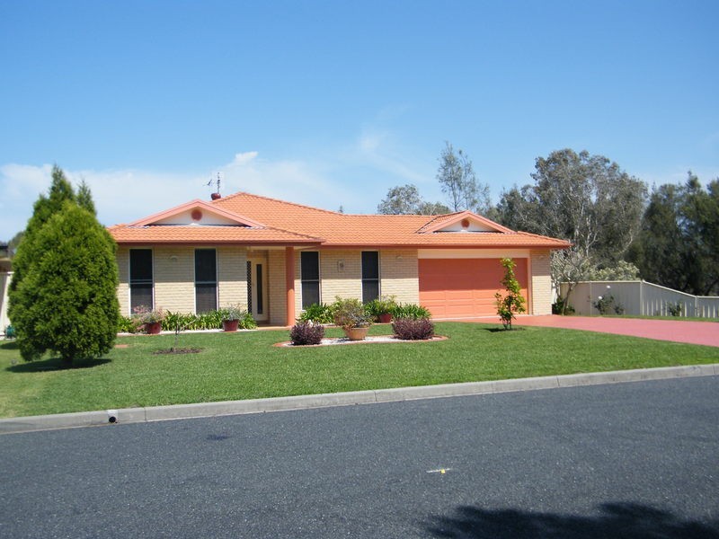 137 The Southern Parkway, Forster NSW 2428
