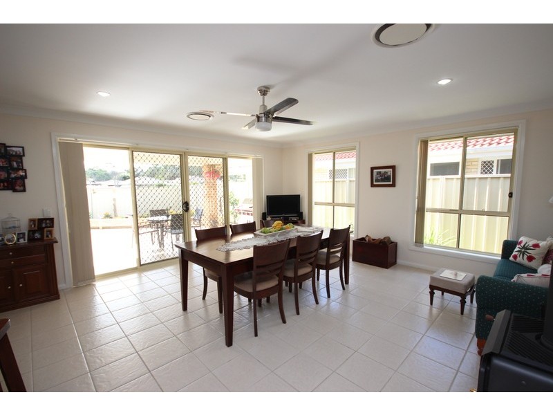 19 Robina Grove, Forster NSW 2428
