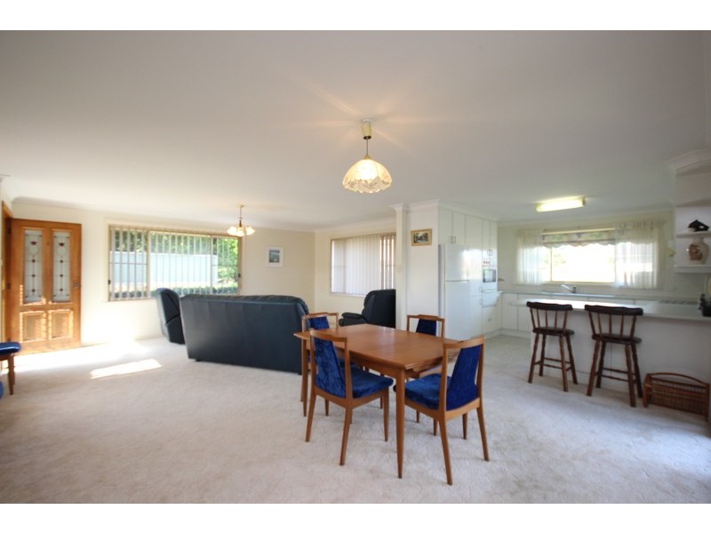 1/17 Burke Close, Forster NSW 2428