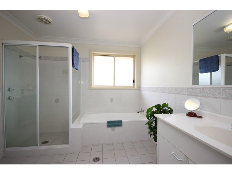 1/17 Burke Close, Forster NSW 2428