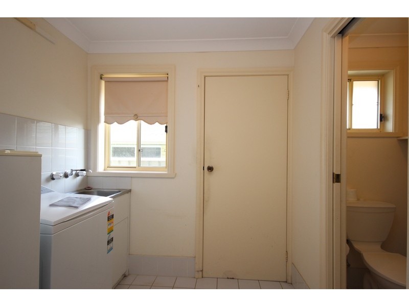 1/17 Burke Close, Forster NSW 2428