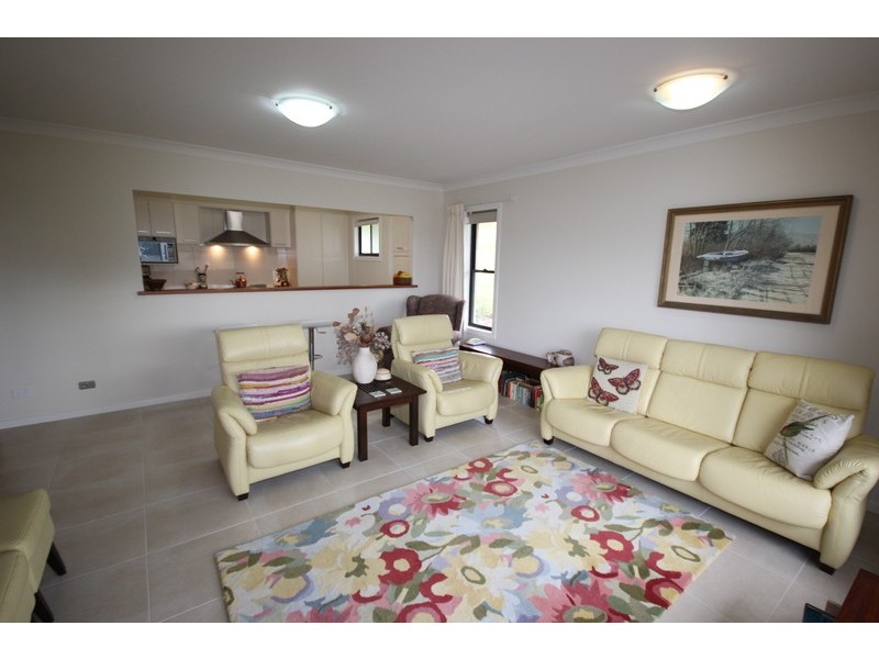 13 Twilight Close, Red Head NSW 2430