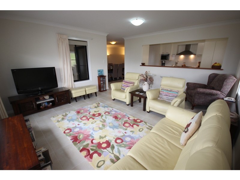 13 Twilight Close, Red Head NSW 2430