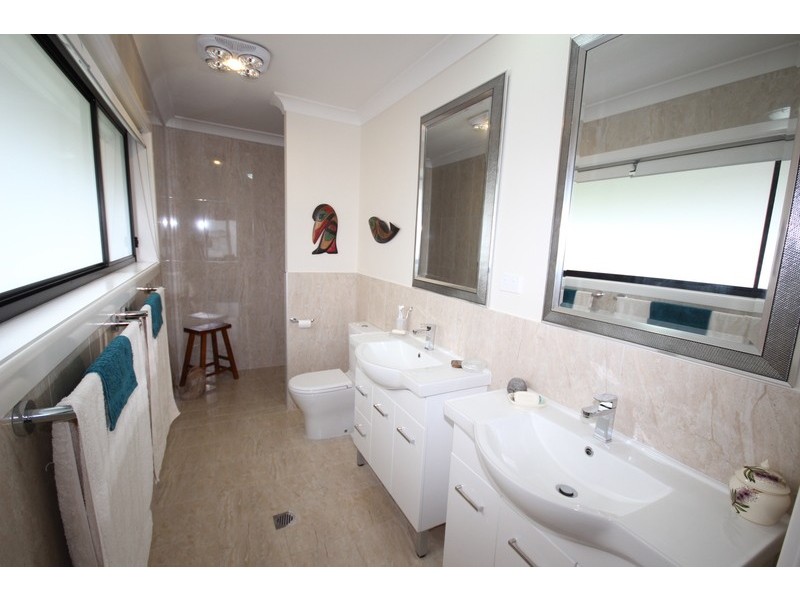 13 Twilight Close, Red Head NSW 2430