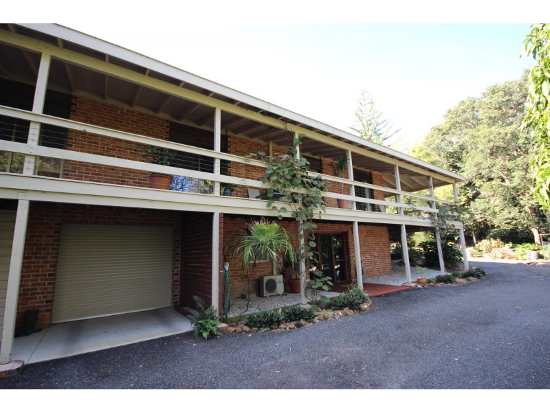 73 Lakeview Crescent, Forster NSW 2428
