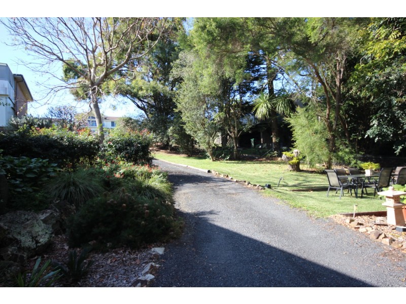 73 Lakeview Crescent, Forster NSW 2428