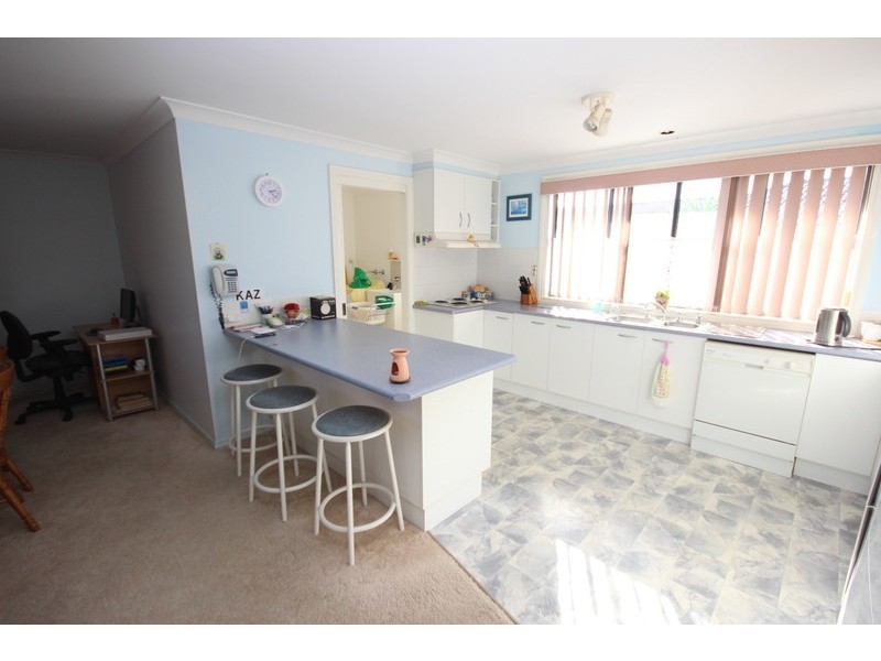 2/5 Mayfair Place, Forster NSW 2428