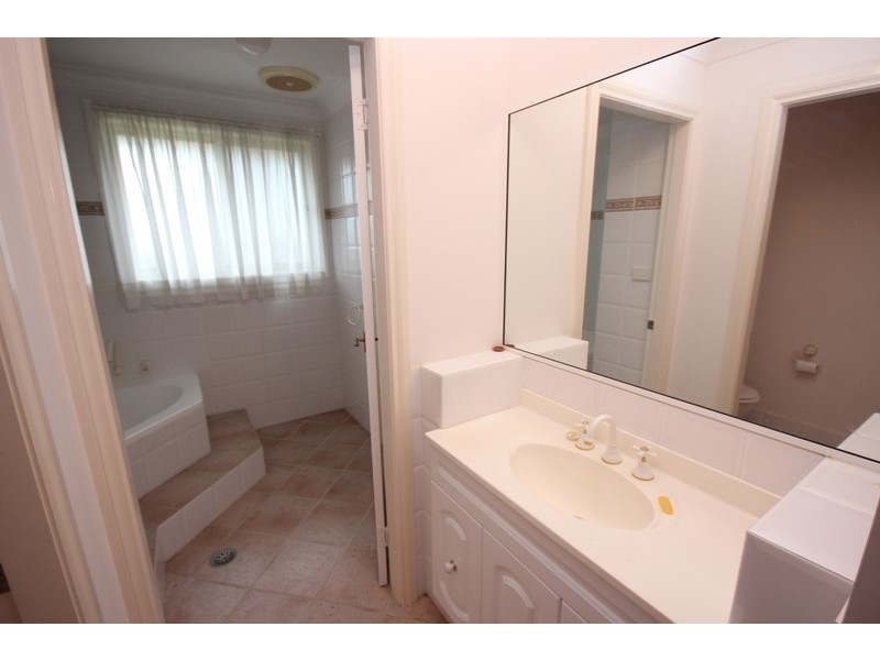 2/2 Tandara Place, Forster NSW 2428