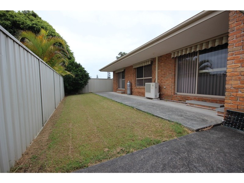 2/2 Tandara Place, Forster NSW 2428