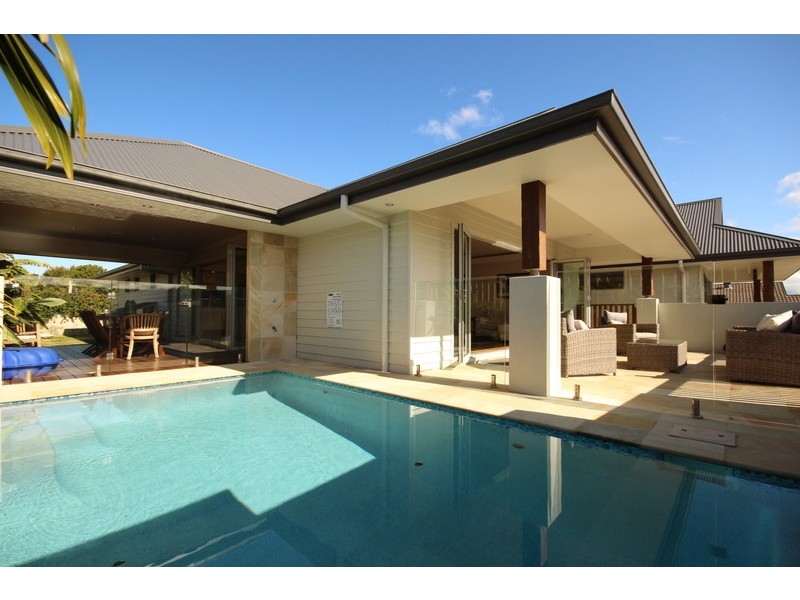 4 Isabella Parade, Forster NSW 2428