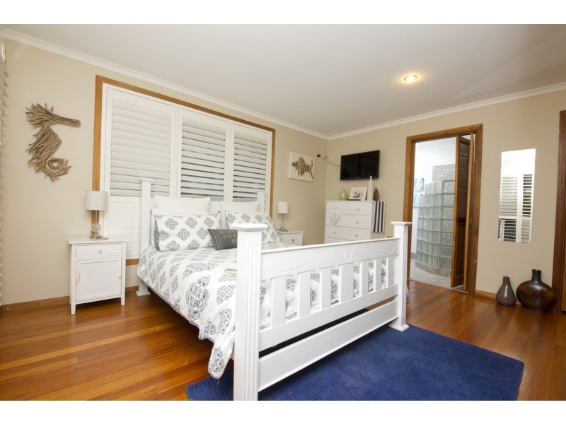 12 Timbertop Avenue, Forster NSW 2428