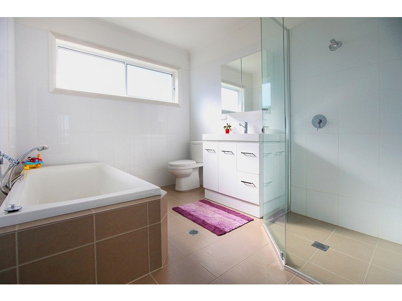 1 Carinda Place, Forster NSW 2428