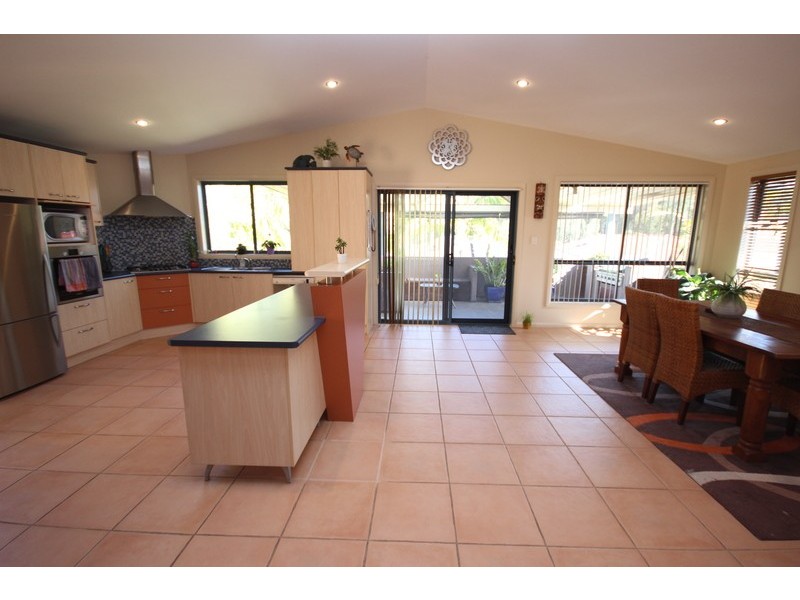 8 Caryota Place, Forster NSW 2428