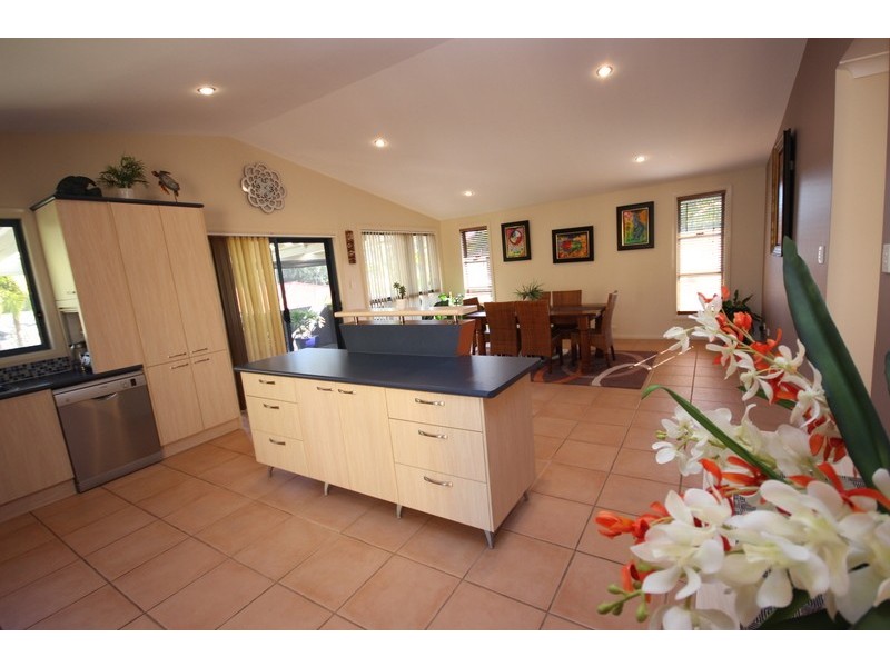 8 Caryota Place, Forster NSW 2428