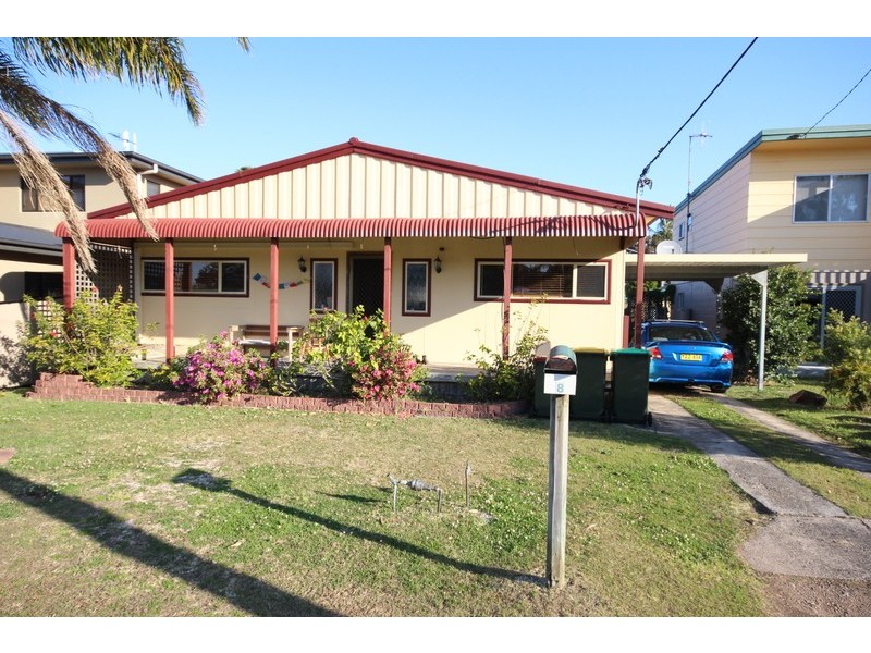 8 Toby Street, Forster NSW 2428