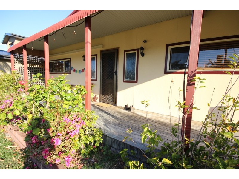 8 Toby Street, Forster NSW 2428