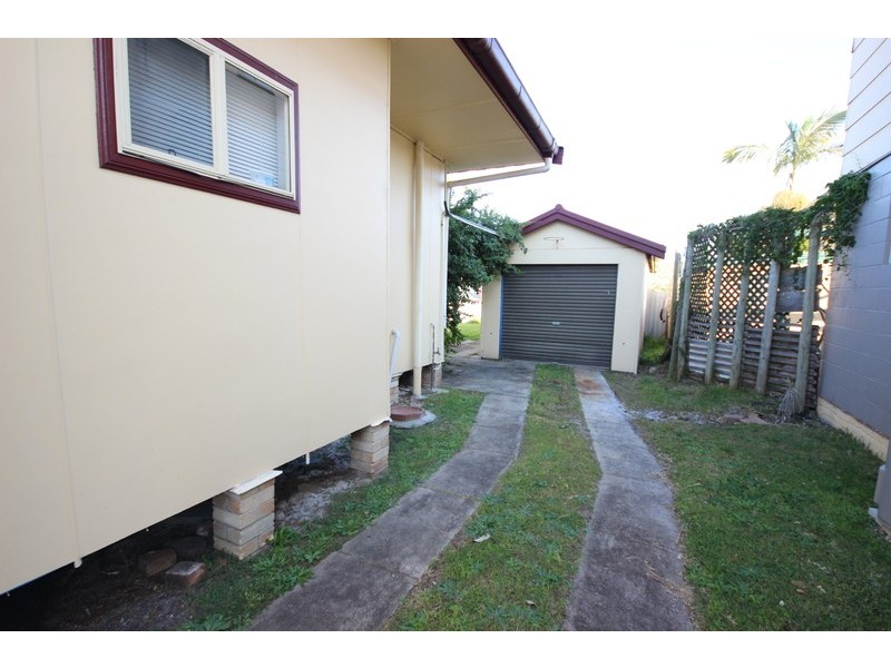 8 Toby Street, Forster NSW 2428